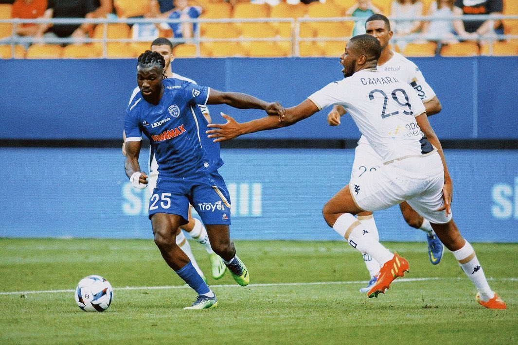 GOLO E ASSISTÊNCIA DE MAMA BALDÉ NA VITÓRIA DO TROYES FRENTE AO MÓNACO ...