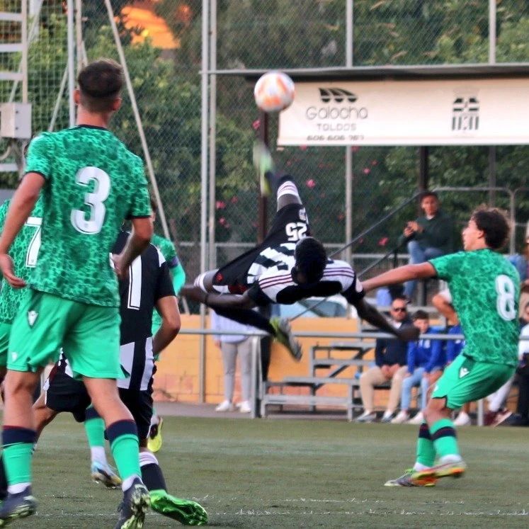 Conil CF – Equipe de futebol da Espanha