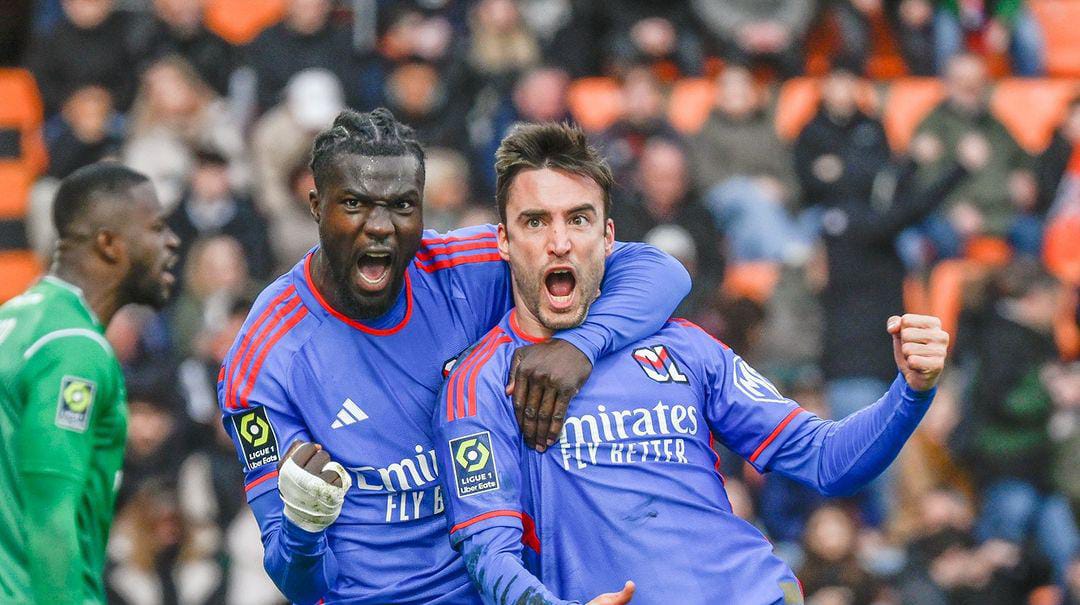 MAMA BALDÉ MARCA GOLO HISTÓRICO PELO LYON - O GOLO GB